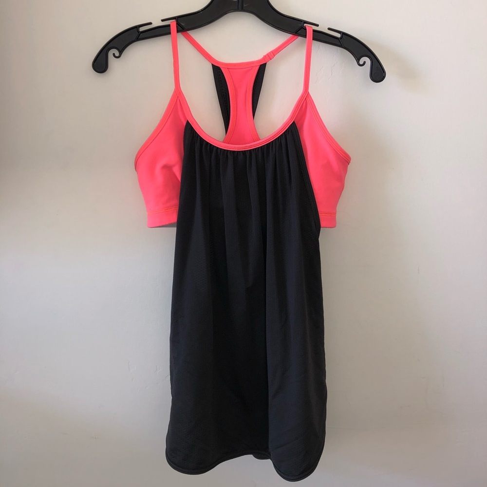 Lululemon tuck me in built-in shelf bra tank top